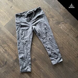 NWT prAna Chakara Mid Rise 3/4 Fitted - S